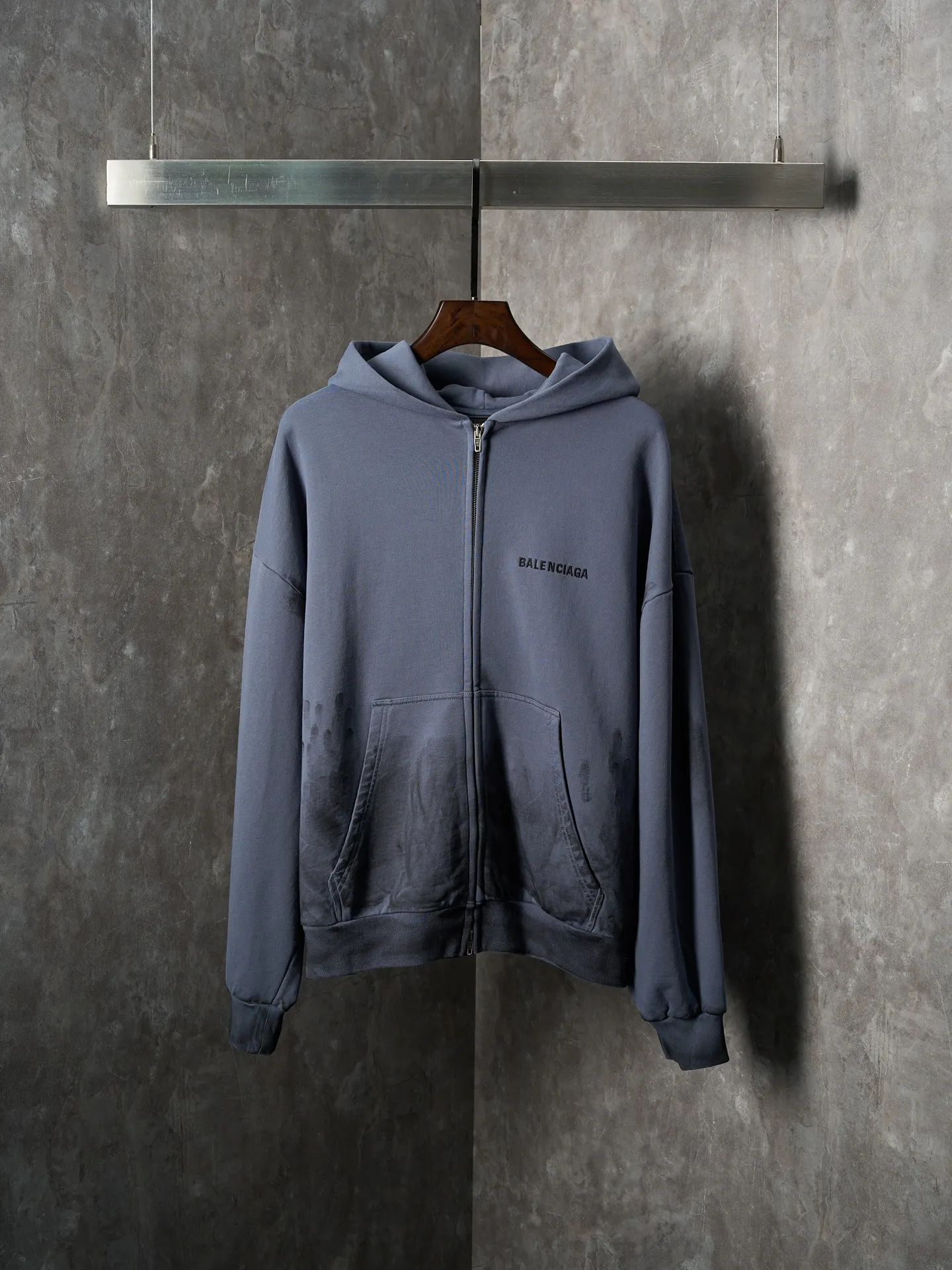 BALENCIAGA/ 【In Stock】S M L XL Authentic 11500 ，400 100% ，420 1*1 ，240 100% ， ， ， ， 1：1 ， 1：1